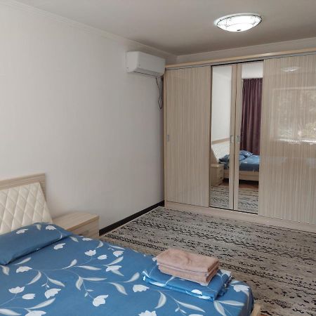 Apartment On Toktogula 비슈케크 외부 사진
