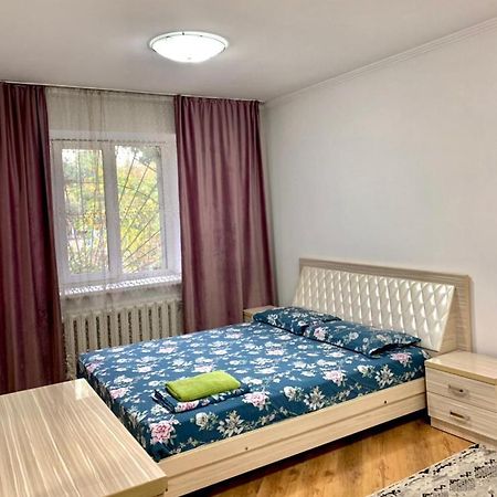 Apartment On Toktogula 비슈케크 외부 사진